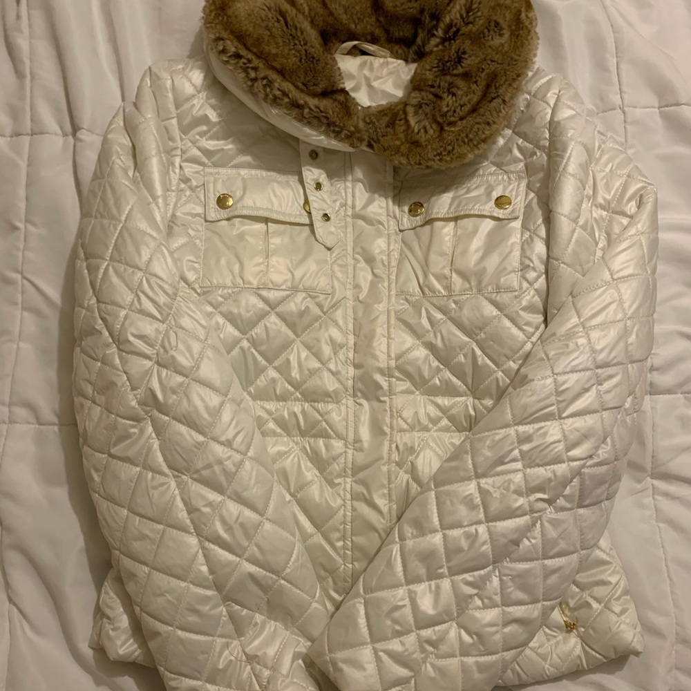 White Guess puffy jacket